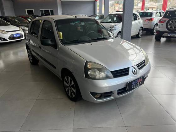 RENAULT CLIO 1.0 CAMPUS 16V FLEX 4P MANUAL RENAULT CLIO 1.0 CAMPUS 16V FLEX 4P MANUAL